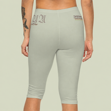 Load image into Gallery viewer, "GOYA WMNS" CAPRI LEGGINGS
